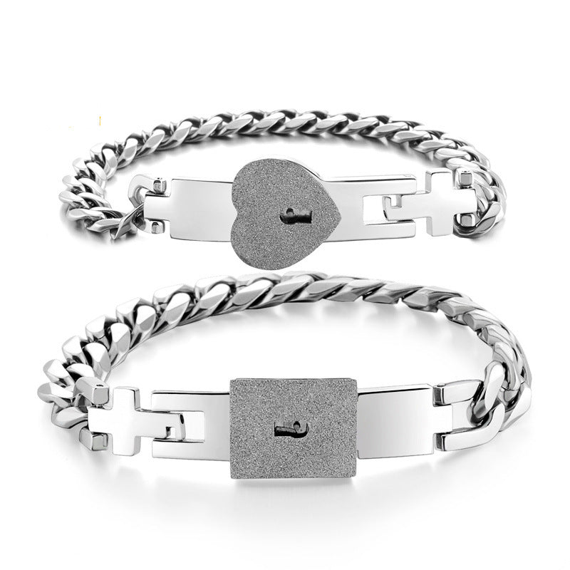 Pararmband "Hjärtformad nyckel och lås" - Unika kärlekshängen för par