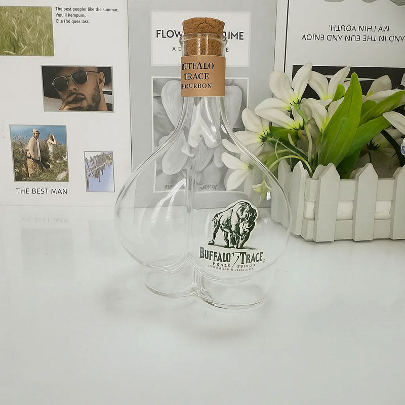 🥂Ge dina vinprovningar en lekfull touch med denna roliga flaska.