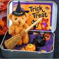 🎁Siste dag 49 % RABATT🎃🧸Håndlaget søt heksebamse i eske