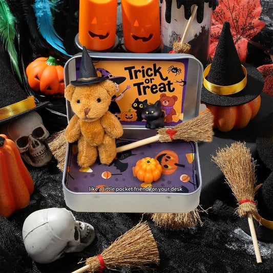 🎁Siste dag 49 % RABATT🎃🧸Håndlaget søt heksebamse i eske