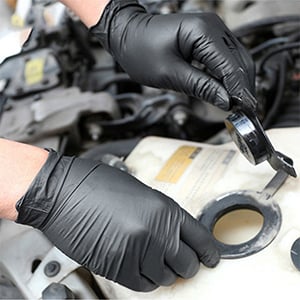 100/50-pack svarta engångshandskar av nitril