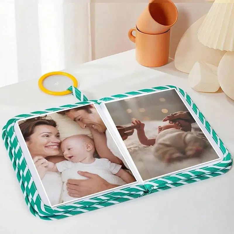 Min første babyfotobok med trygt speil