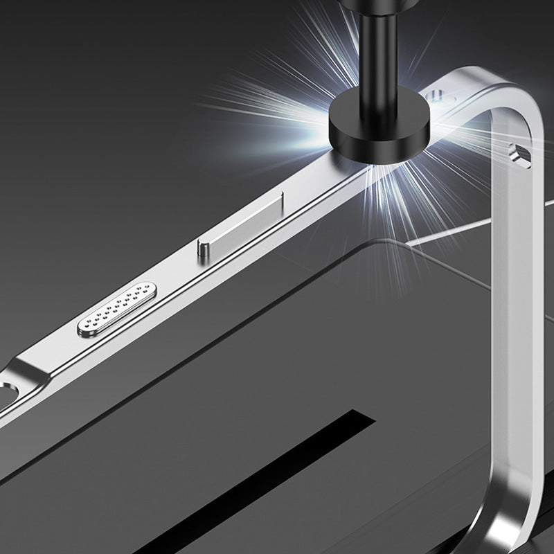 iPhone-skal med bar ram i metall och värmeavledande funktion med sjöhästspänne